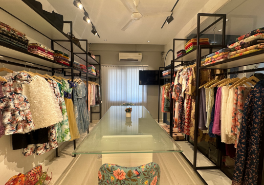 LAA BOUTIQUE