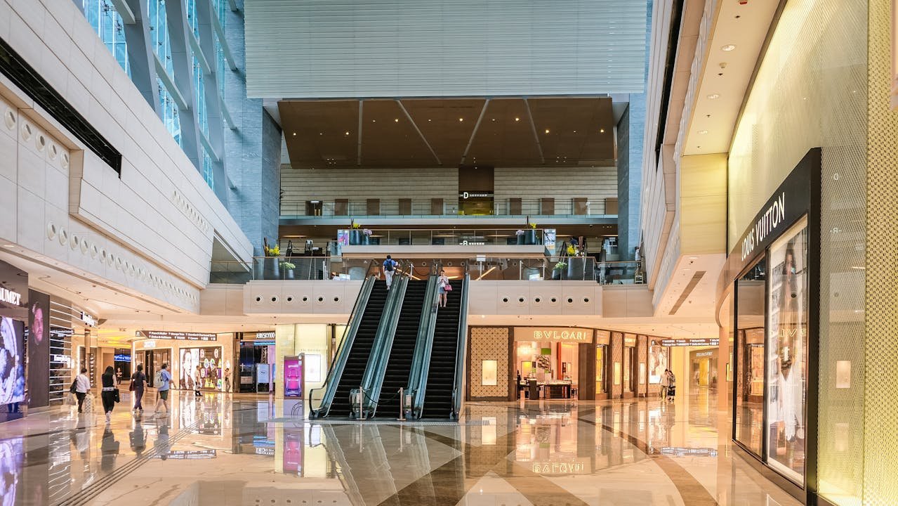5 Interior Design Best Practices for Malls that Help Engage Shoppers
